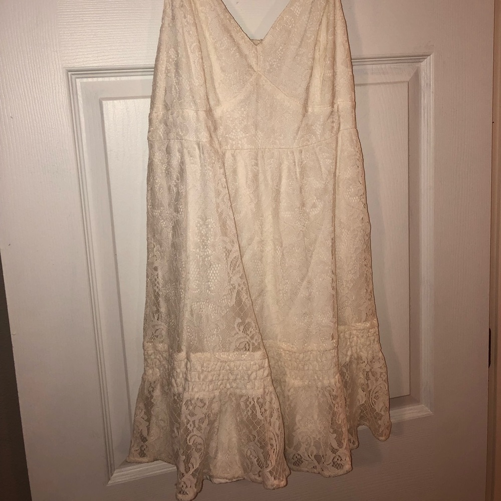 Ivory/white Hollister dress